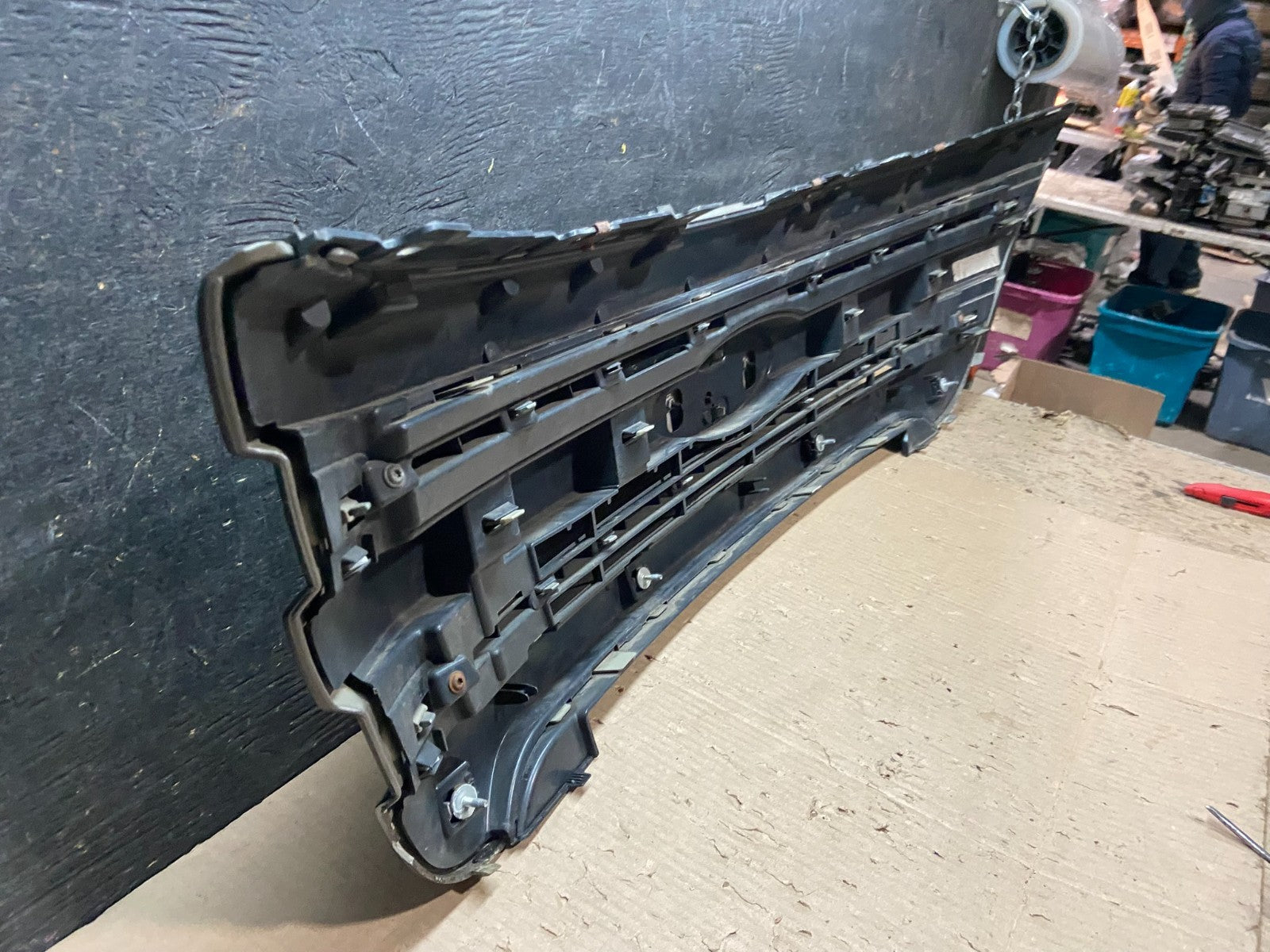 2011 to 2015 Ford Explorer Upper Front Grill Grille Oem W5732 DG13