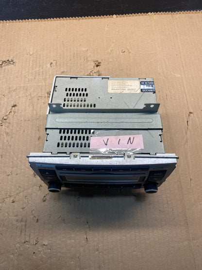 2007 to 2009 Hyundai Santa Fe AM/FM Radio CD Player AC7932 DG3