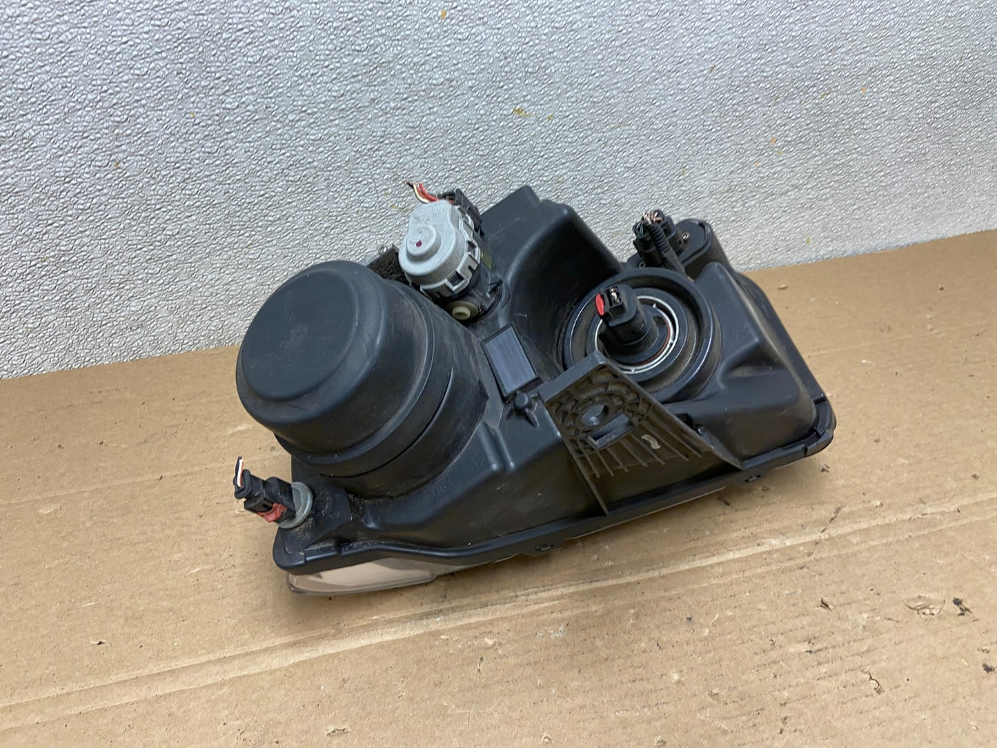 2011-2013 Jeep Grand Cherokee Right Passenger Xenon Headlight AB4512 DW5