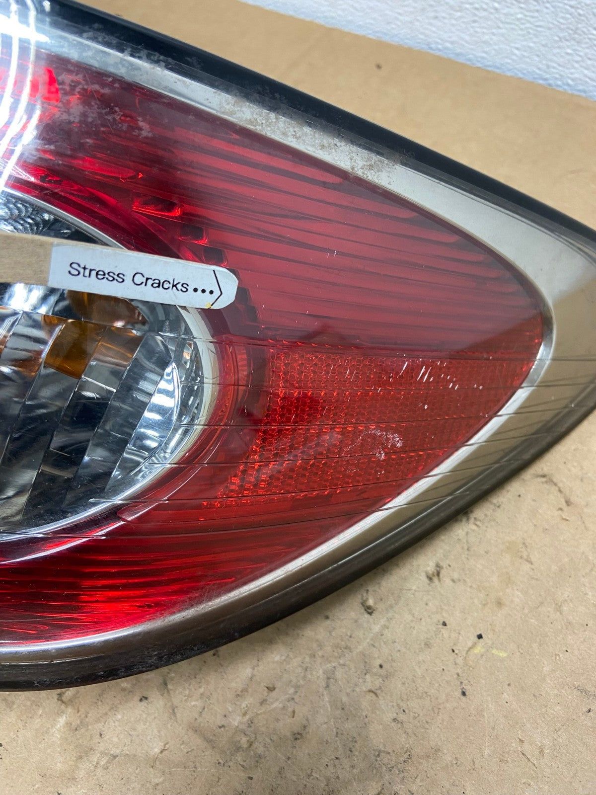 2002 to 2004 Lexus ES300 ES330 Right Passenger Side Tail Light AD1307 LK4