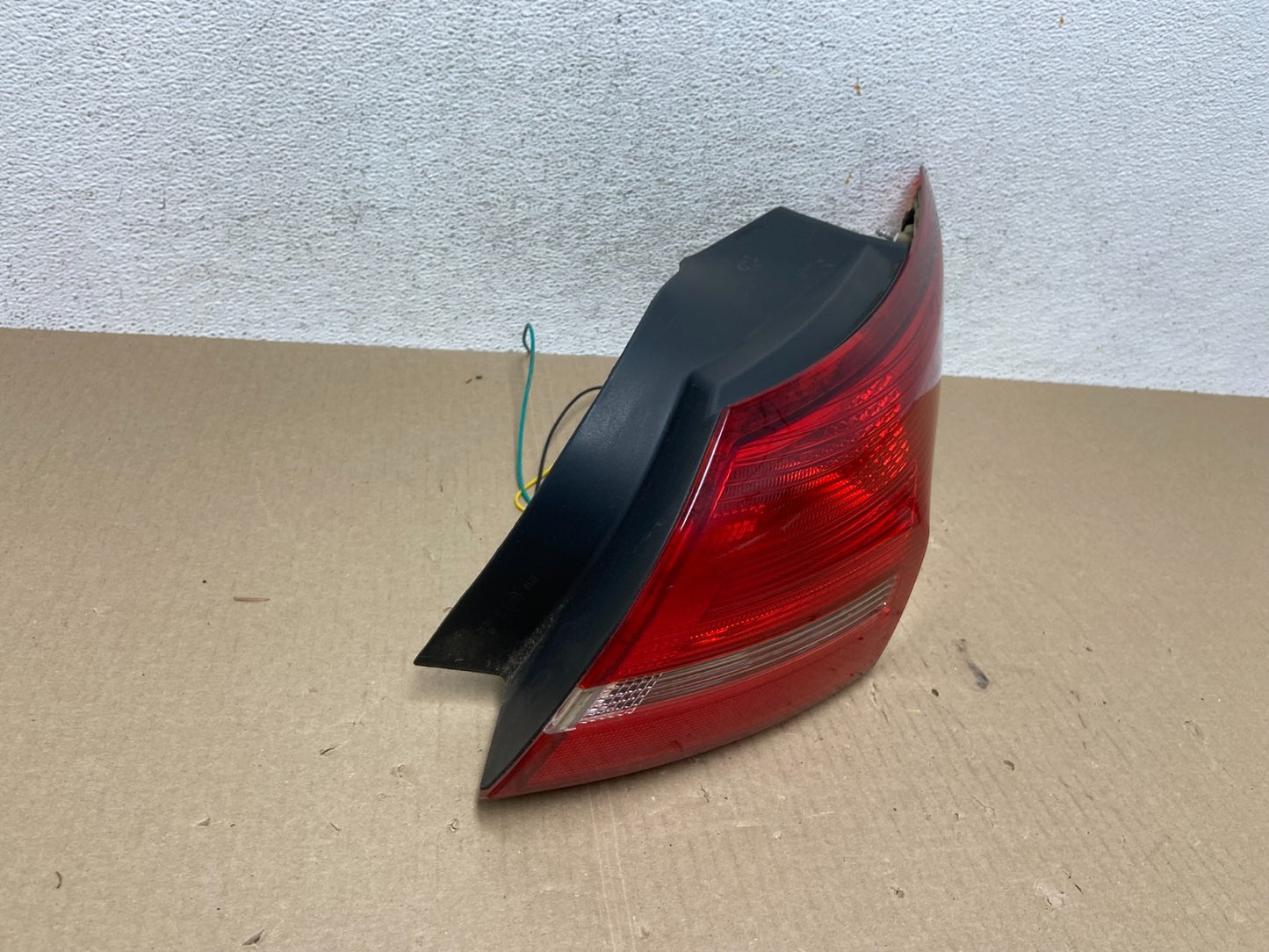 2015-2018 Ford Focus Sedan Halogen Tail Light Right Side Passenger AE6969 DW2