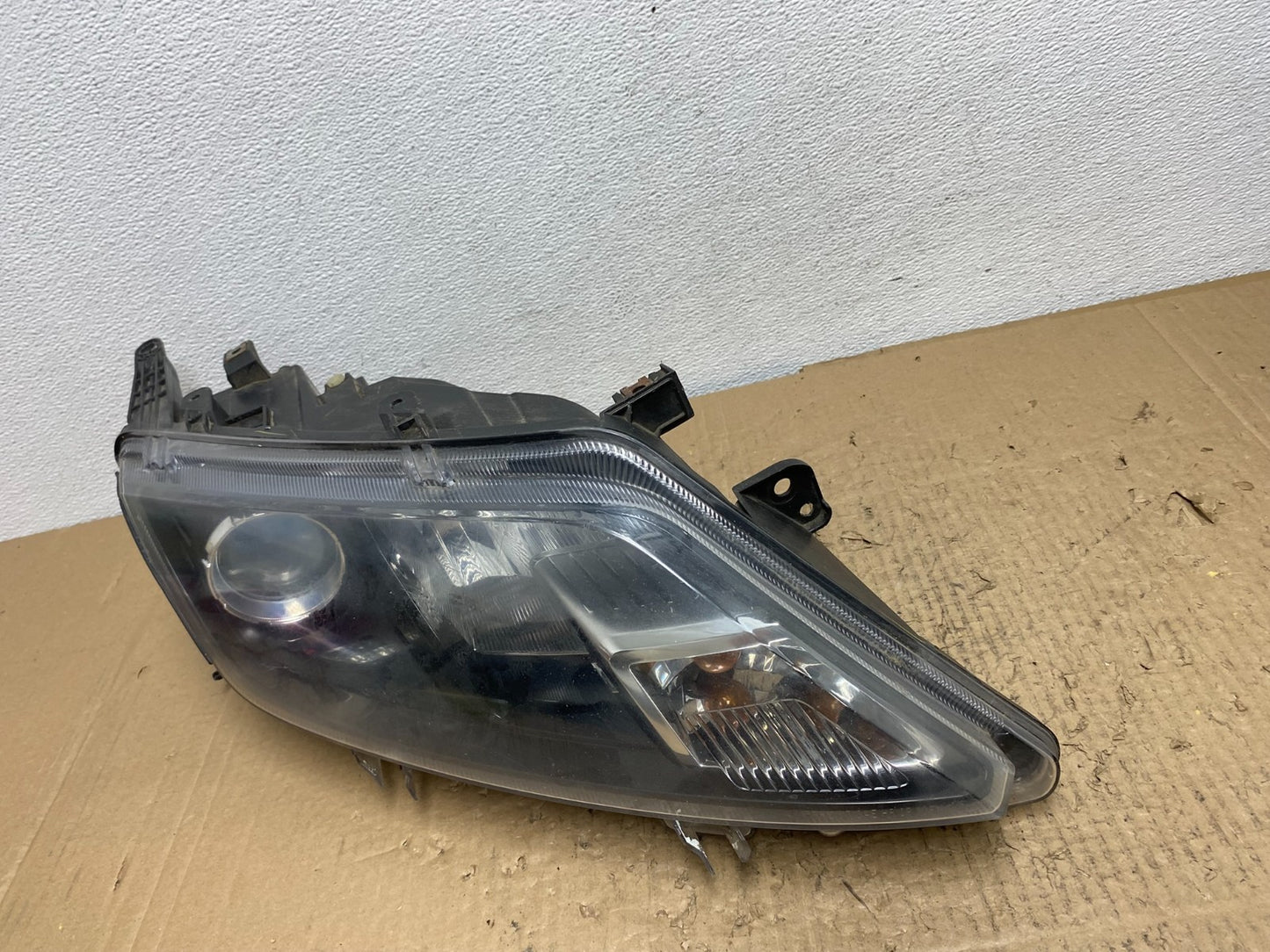 2010 2011 2012 Ford Fusion Right Passenger RH Headlight Halogen OEM AC4187 DW1