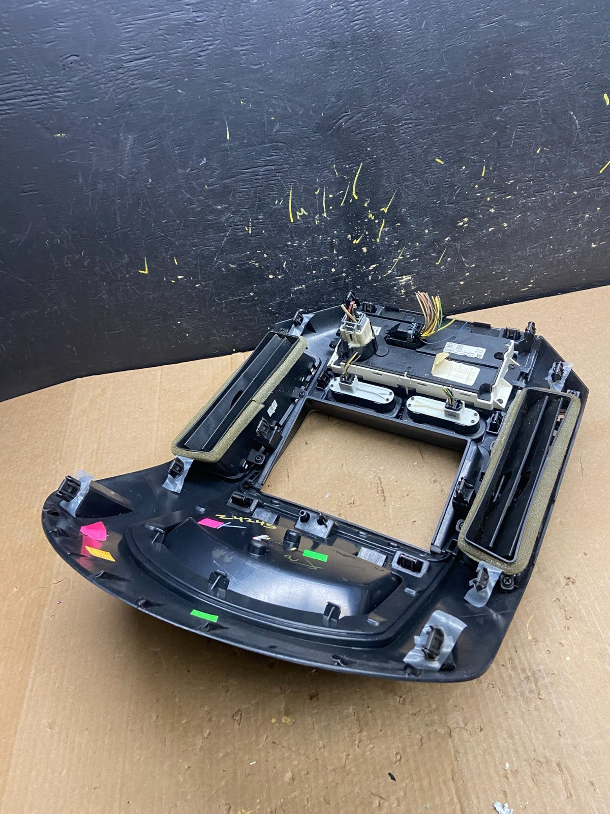 2007 - 2010 Ford Edge Heater Climate Control Radio Control Dash Bezel z4245 DG5