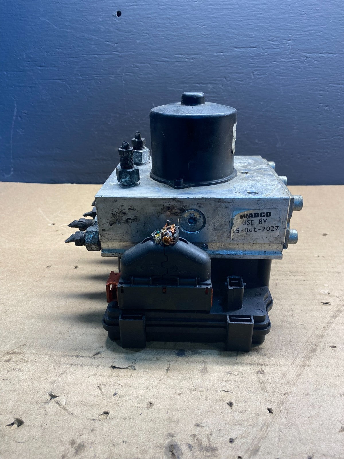 Wabco ABS Pump Hydraulic W/ Module P/N 4460470002 ab7215 DG3