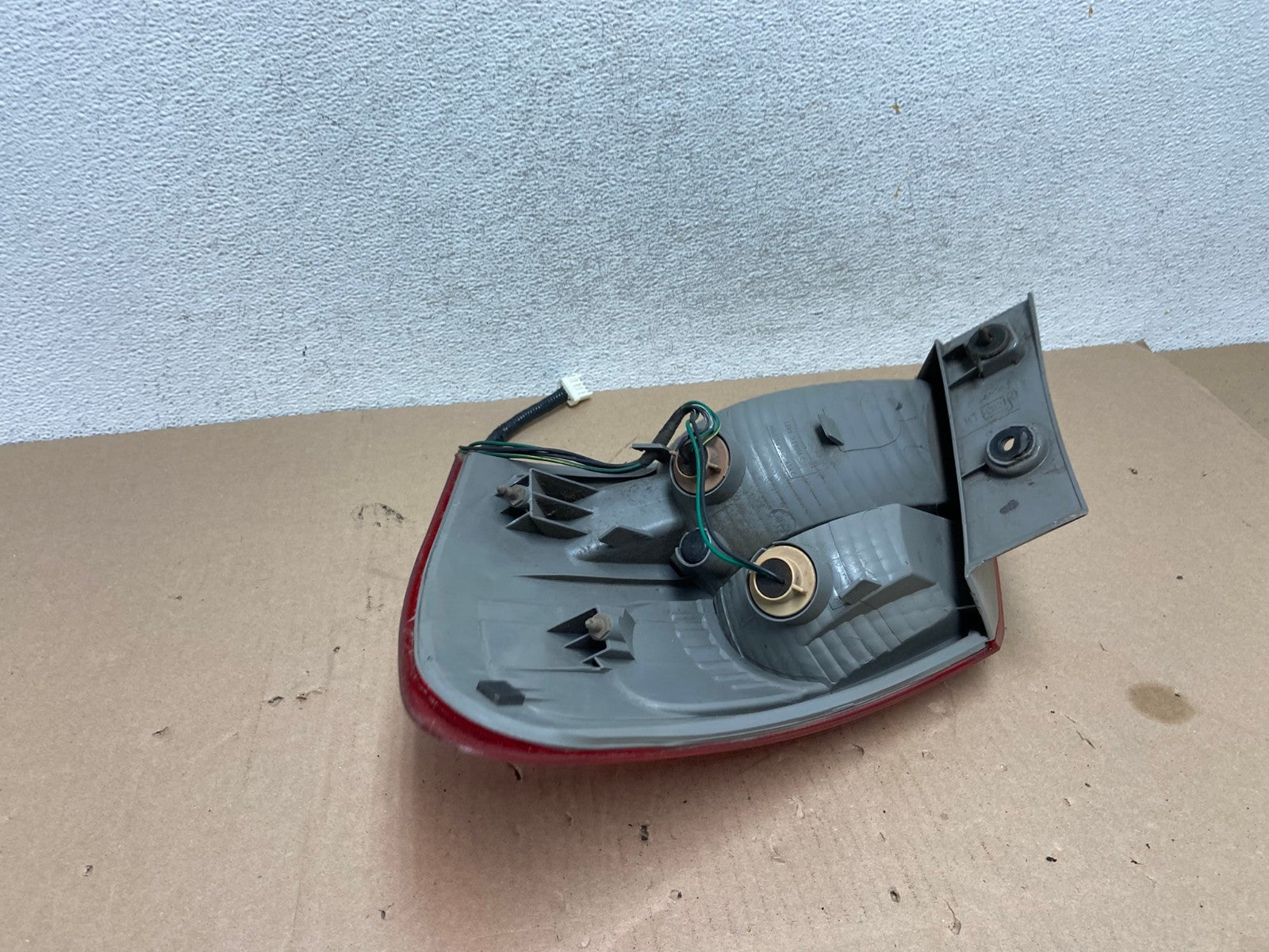 2008 to 2015 Nissan Rogue Left Driver Lh Side Tail Light AG6673 LK3