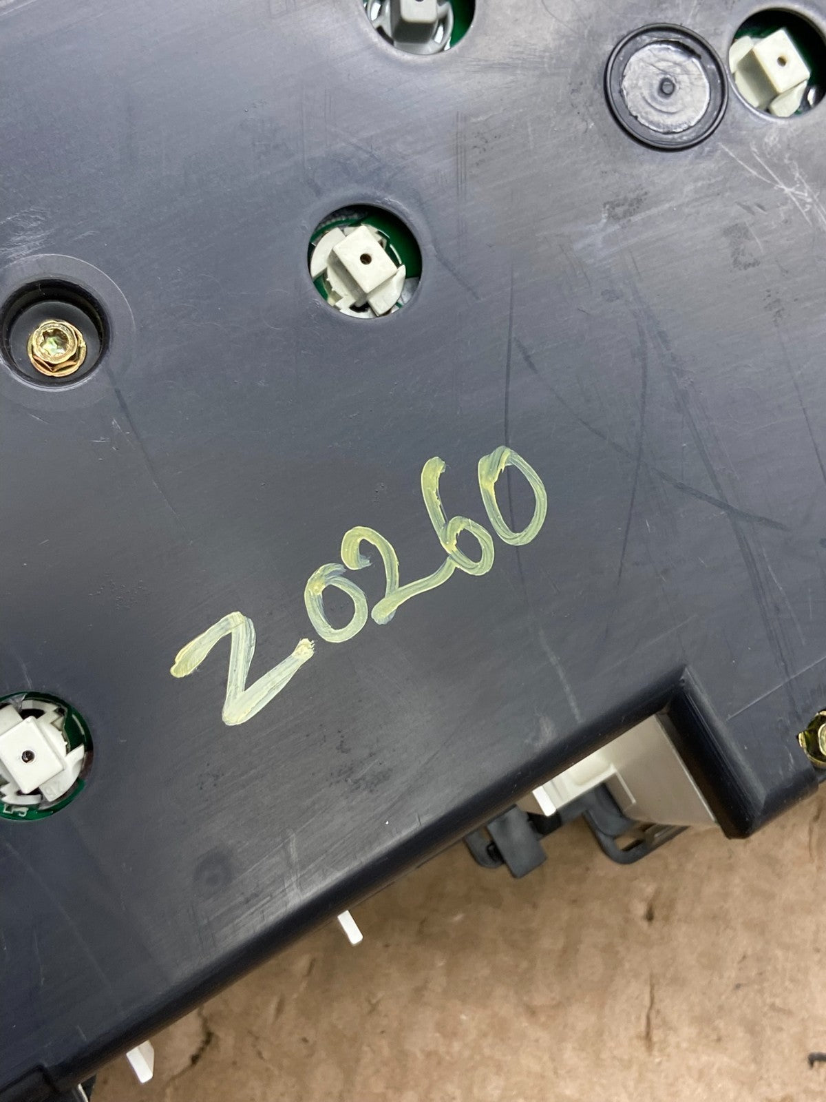 2001 to 2003 Ford Explorer Speedometer Cluster Gauge Oem Z0260  DG8