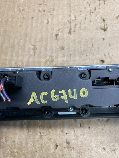 2005 - 2007 Mercedes C230 C240 Center Console Switch Control Unit AC6740 DG6