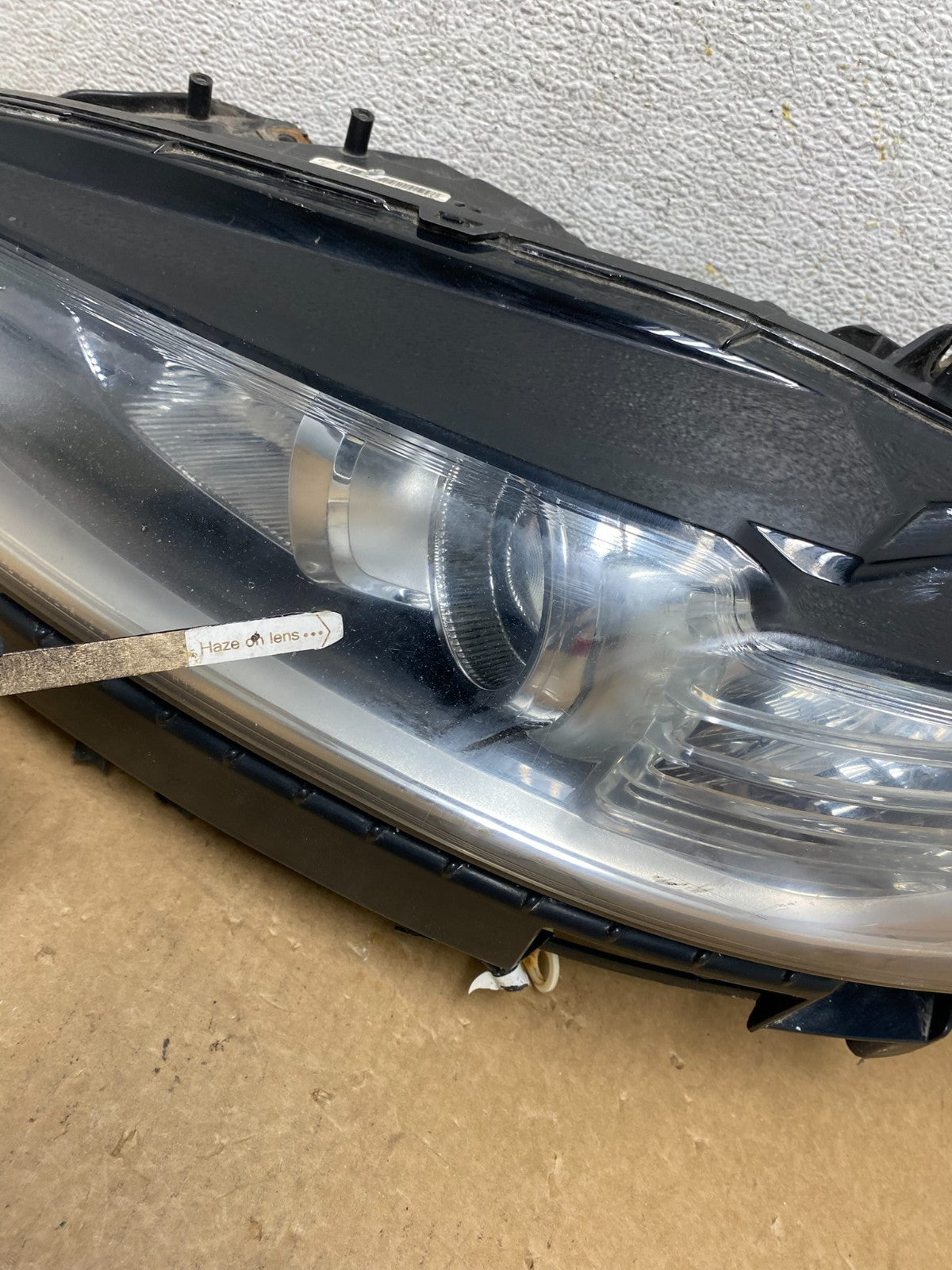 2013 to 2016 Ford Fusion Left Driver Lh Side Headlight AI3302 DW4
