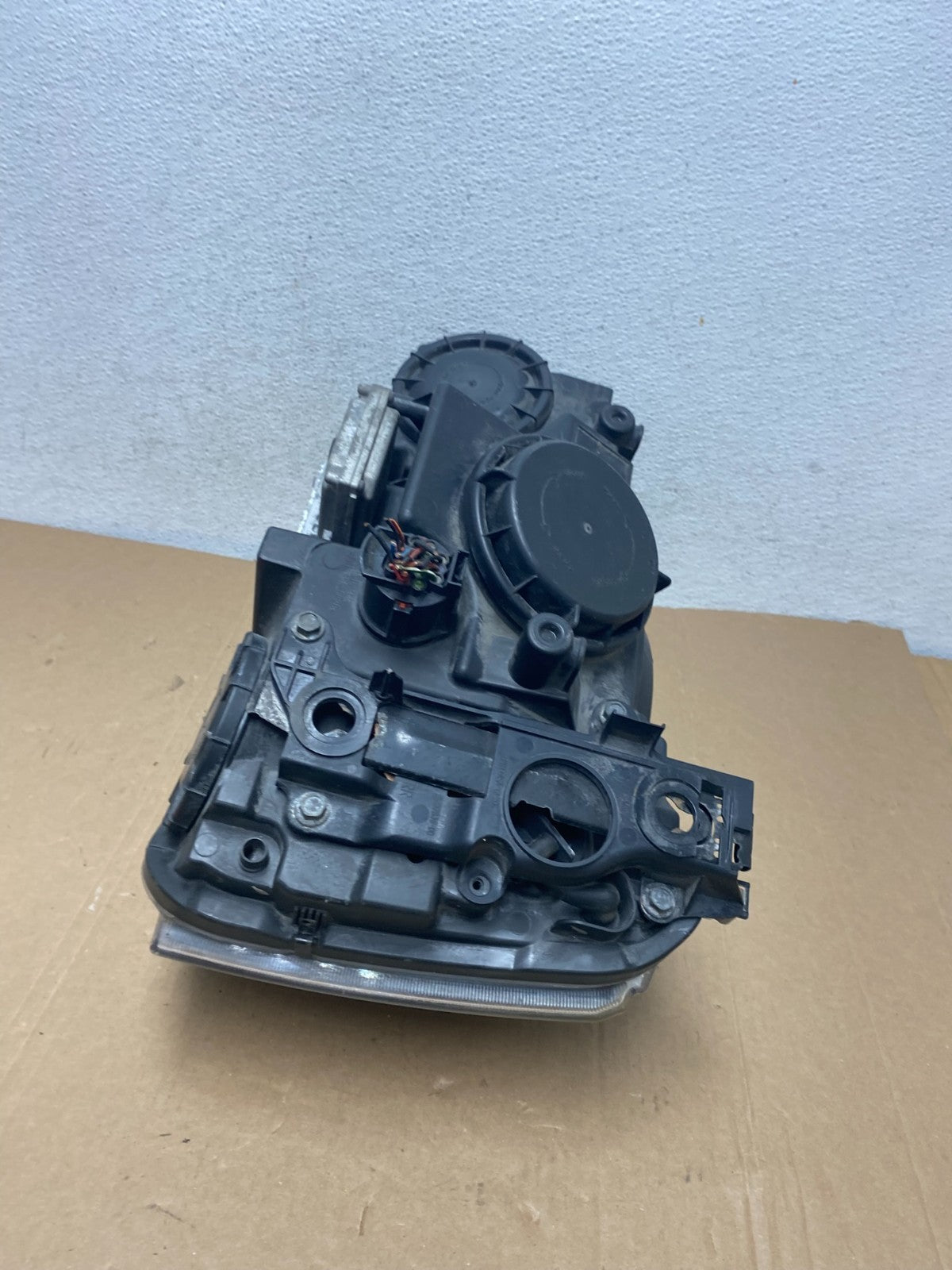 2006-2009 Land Rover Range Rover Right Passenger Xenon Headlight AD7882 DW6