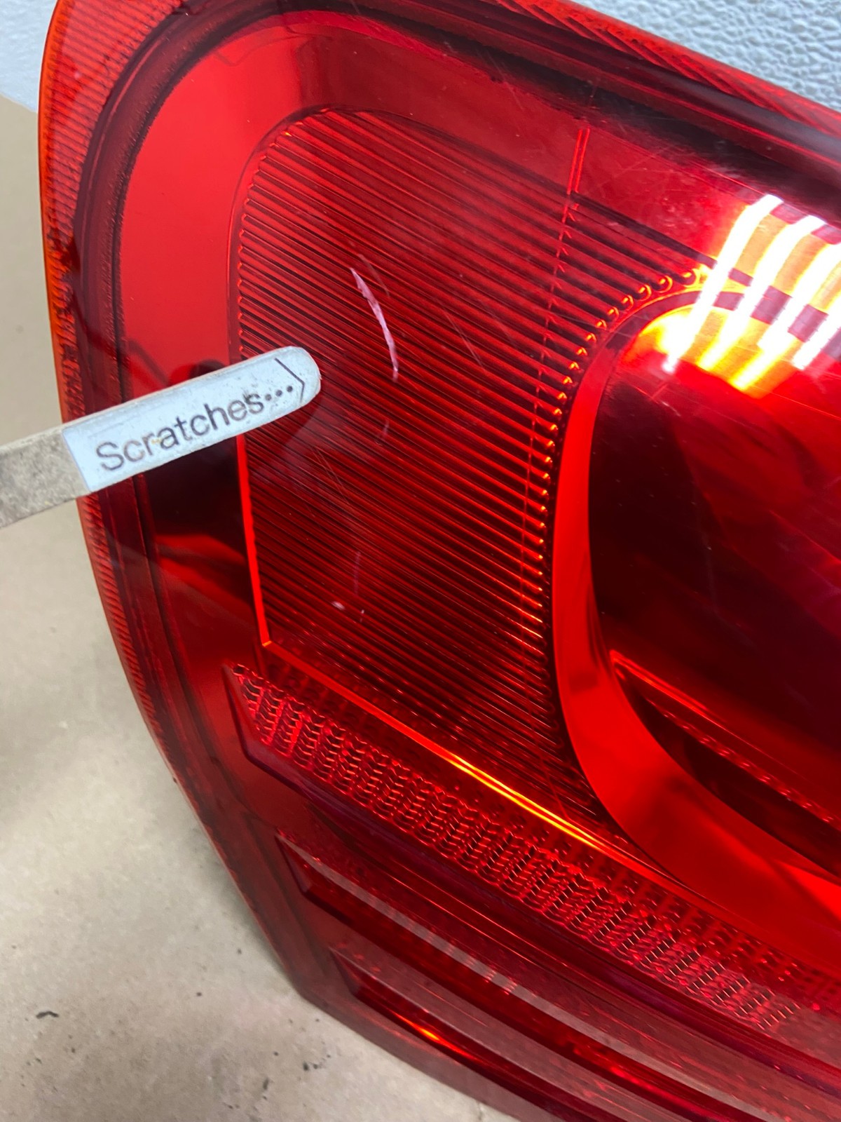 2008 to 2015 Nissan Rogue Left Driver Lh Side Tail Light AE4939 LK3