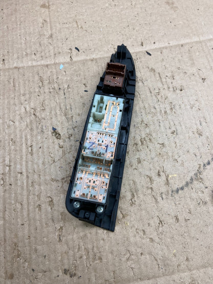 2008  to 2010 Nissan Titan QX56 Master Power Window Switch OEM Y7757 DG3