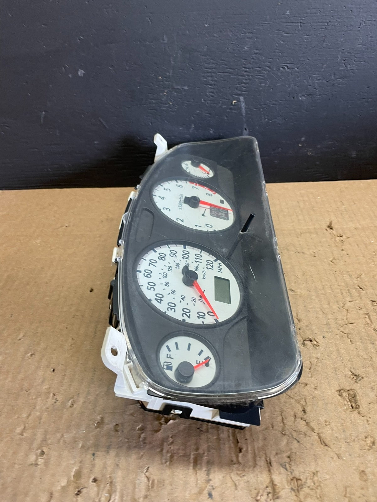 1998 to 2000 Nissan Pathfinder Speedometer Cluster Gauge AB75484