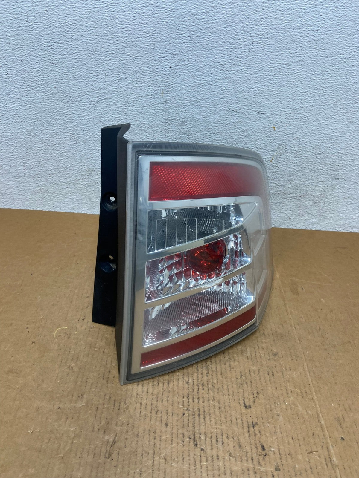 2007 to 2010 Ford Edge Tail light Right Passenger Rh Side AD9303 LK2