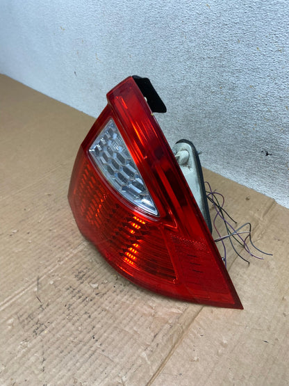 2010 2011 2012 Ford Fusion Right Passenger Side Tail Light AI6551 LK1