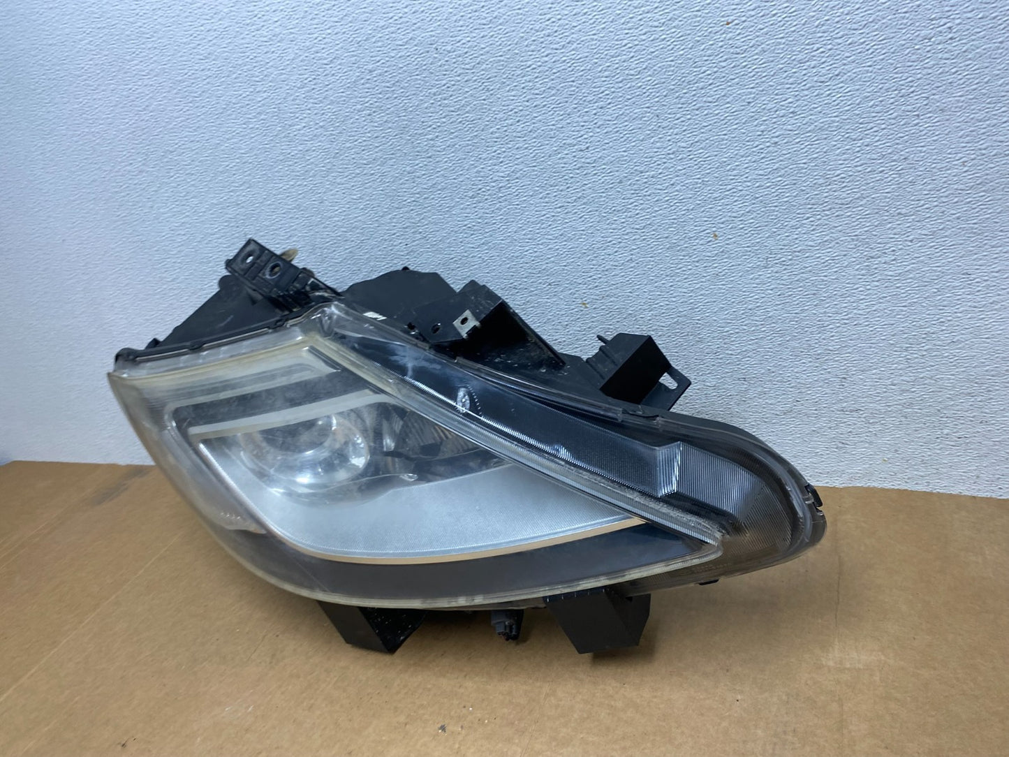2007 - 2009 Mazda Cx9 Cx-9 Right Passenger RH Headlight Xenon HID AE2912 DW1