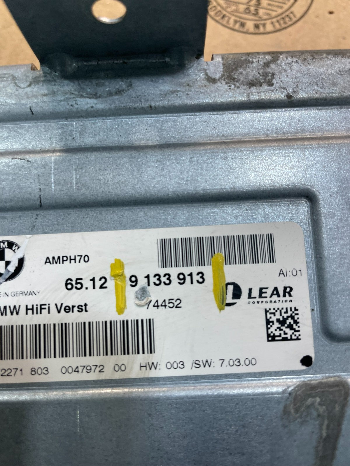 2007-2010 BMW X5 Top HiFi Lear Radio Audio Amplifier Amp OEM V6687 DG6