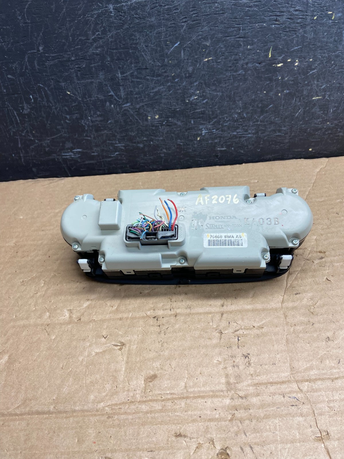 2007 to 2011 Honda CRV A/C Climate Control Module 79600-SWA-A5 AF2076 DW4