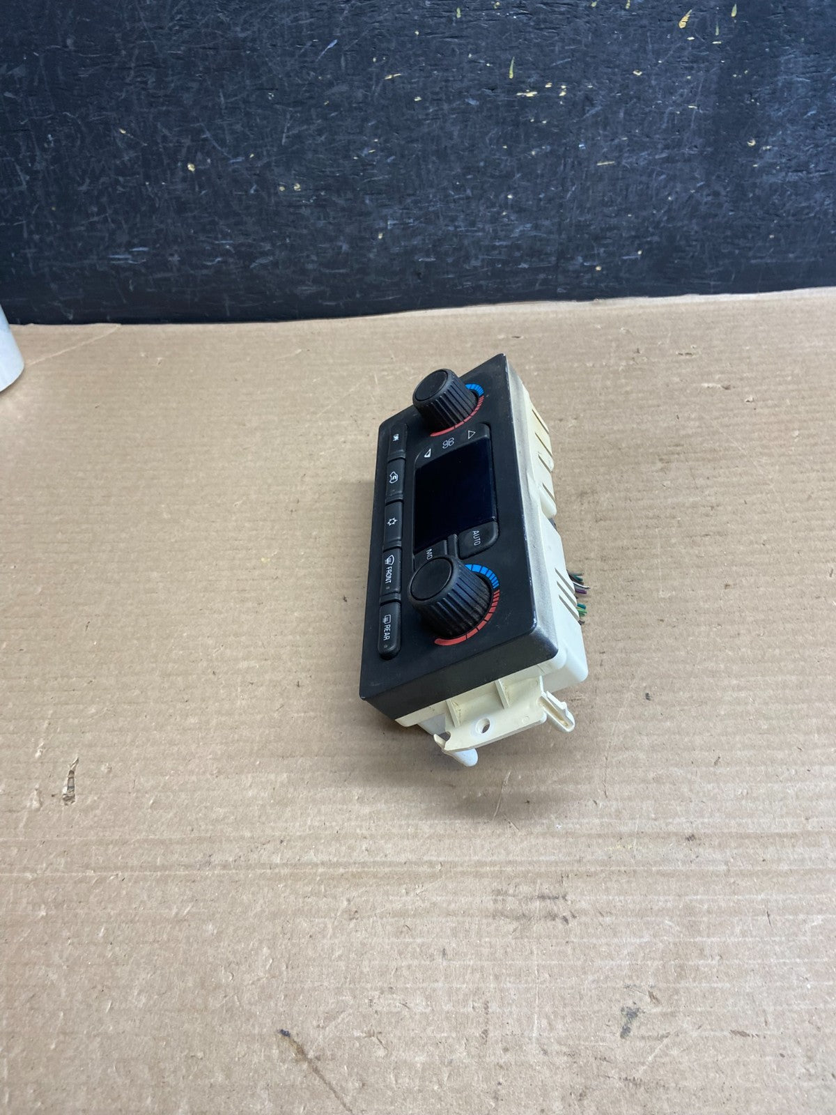 2003 to 2006 Chevrolet Silverado HVAC Heater Climate Control Module AH1445 DG2