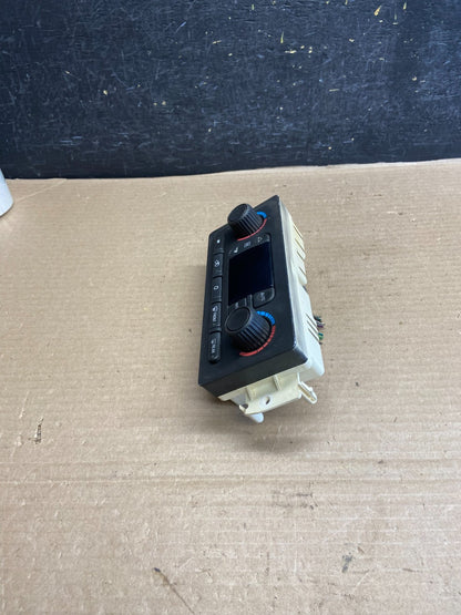 2003 to 2006 Chevrolet Silverado HVAC Heater Climate Control Module AH1445 DG2