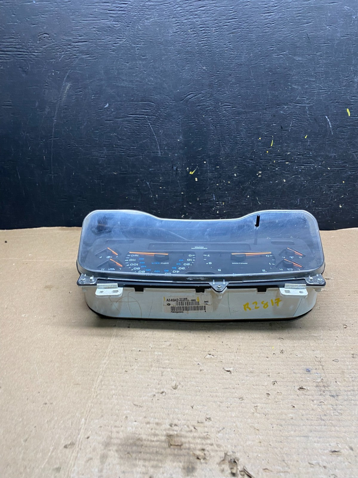 2001 2002 2003 Dodge Durango Speedometer Instrument Cluster Gauge OEM R2817 DG4