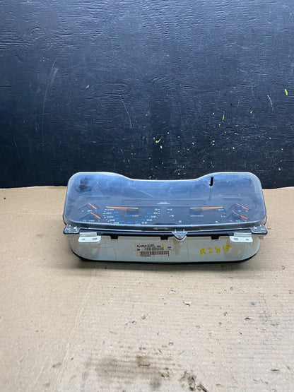 2001 2002 2003 Dodge Durango Speedometer Instrument Cluster Gauge OEM R2817 DG4