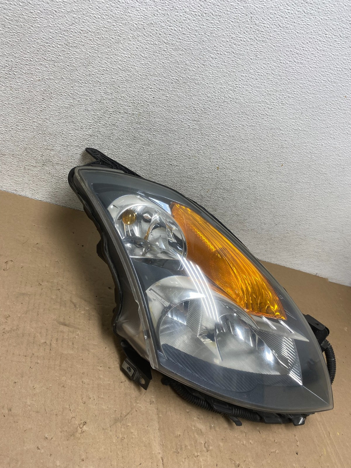 Sedan 2007 to 2009 Nissan Altima Right Passenger Halogen Headlight AG4766 DW2