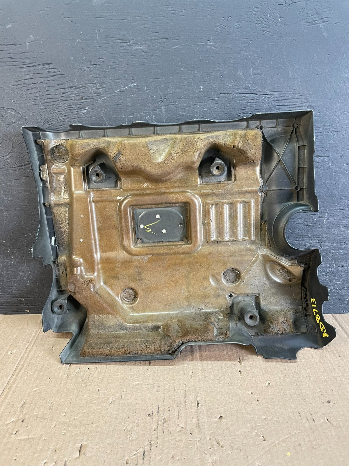 2011 to 2016 Toyota Sienna Top Engine Cover Lid AD8713 DG3
