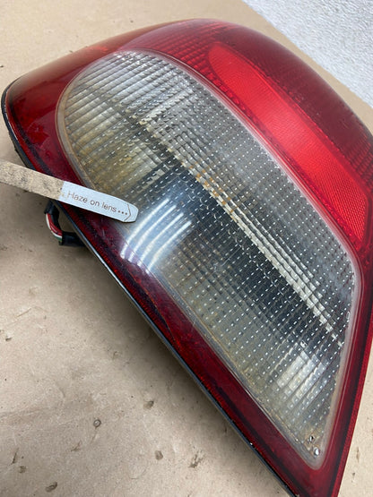 2002 to 2003 Subaru Impreza Wagon Left Driver LH Tail Light AG6766 LK5