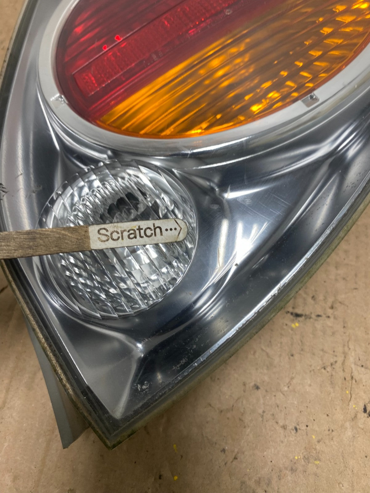 2002 2003 Nissan Maxima Right Passenger RH Side Tail Light Q1768 DW4