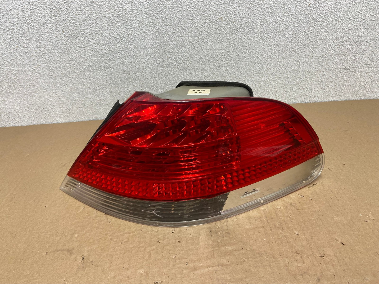 2006 to 2008 BMW 7-Series 750li 760li Right Passenger  Tail Light Oem AB6199 LK0