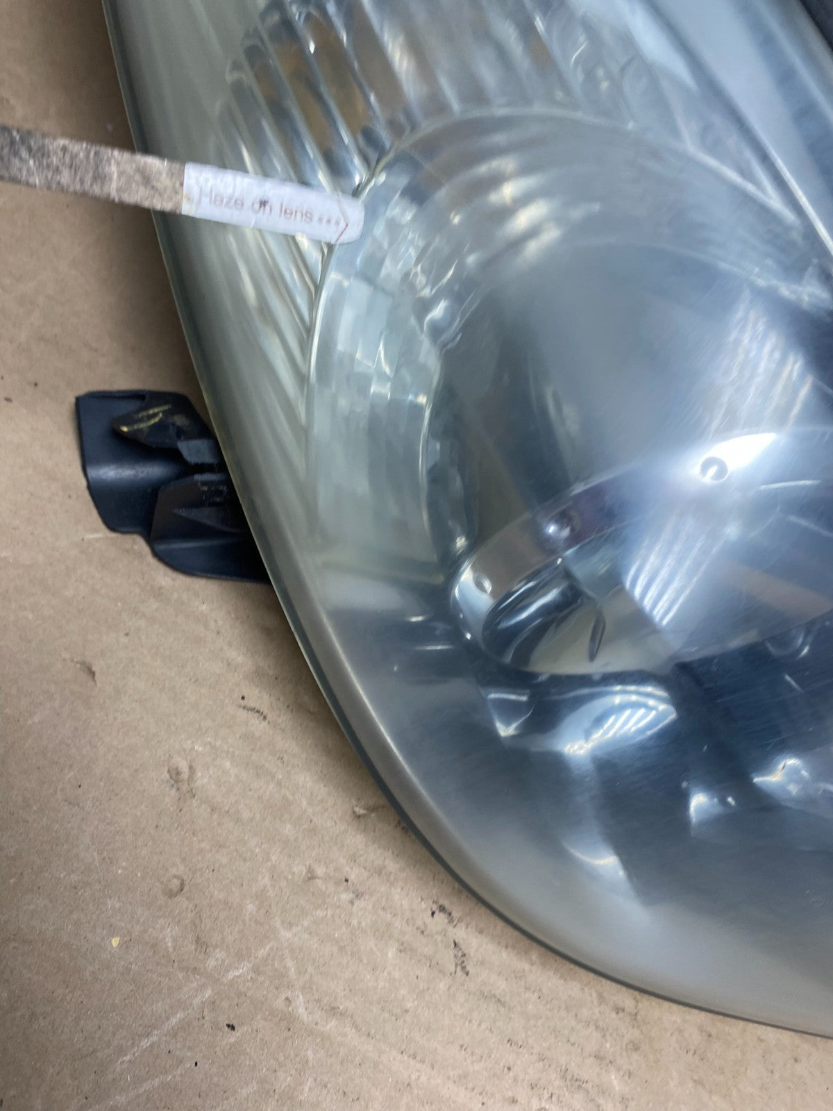 2004 2005 2006 Toyota Solara Halogen Headlight Right Passenger Side AH9384 DW4