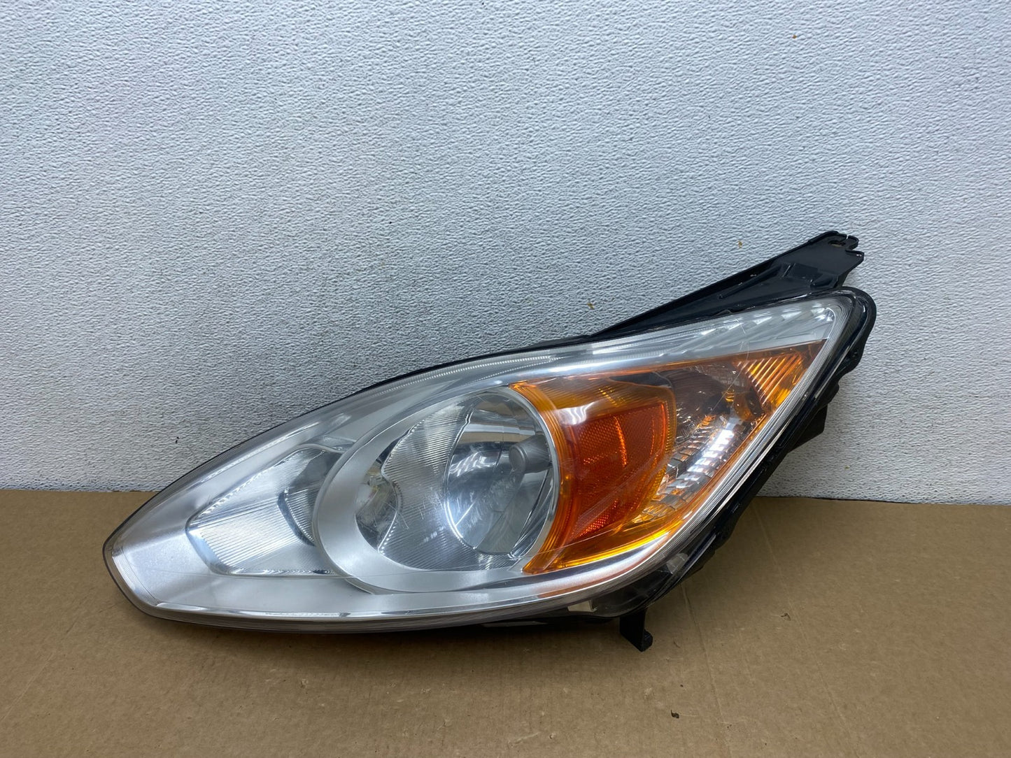 2013 to 2016 Ford C-MAX Left Driver LH Side Headlight TYC AG1998 DW0