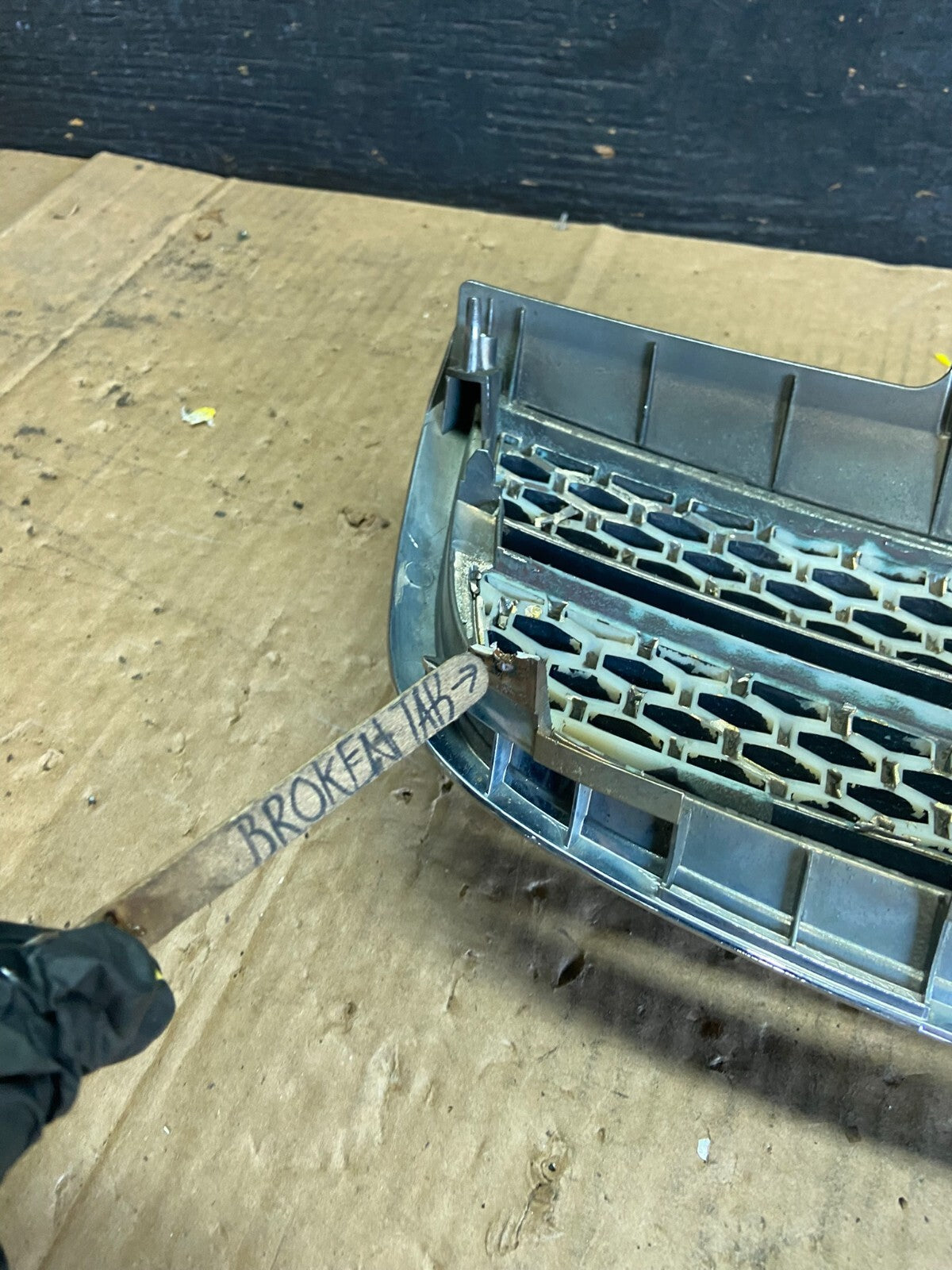 2006 2007 2008 Kia Sportage Front Upper Grille Grill O6147 PS9