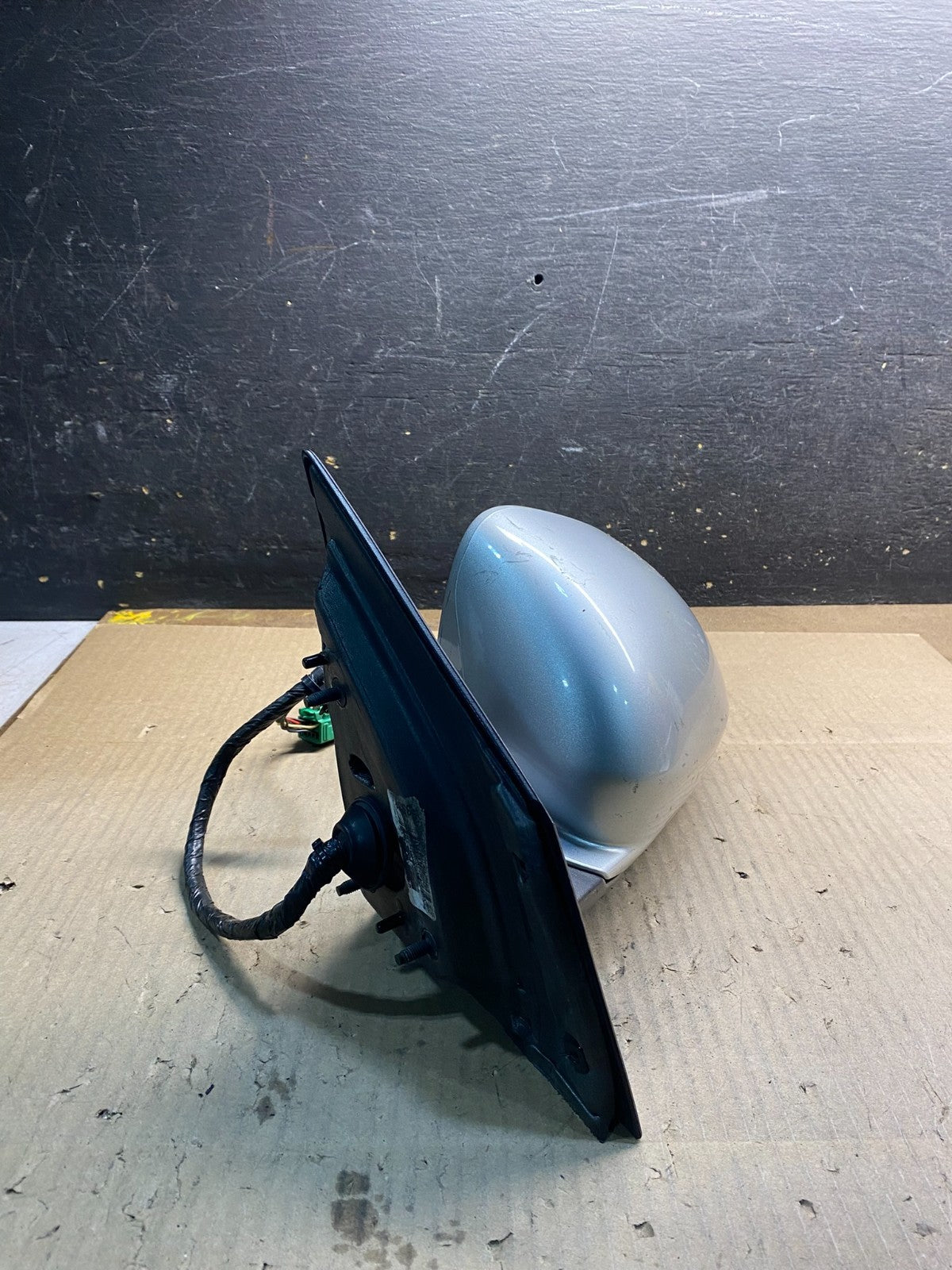 2008-2012 Buick Enclave Left Driver Heat Door Blind spot Mirror OEM Z5258 MS1