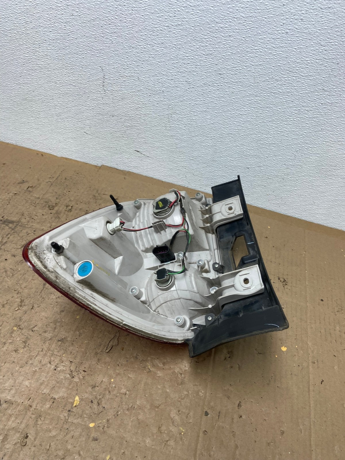 2016 to 2017 Chevrolet Equinox Left Driver Lh Side Tail Light OEM Y0412 GD4