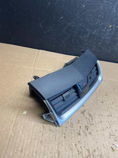 2016-2018 Nissan Altima Center Dash Vents Ac Air Vent Trim Panel Bezel AB9676 DG1