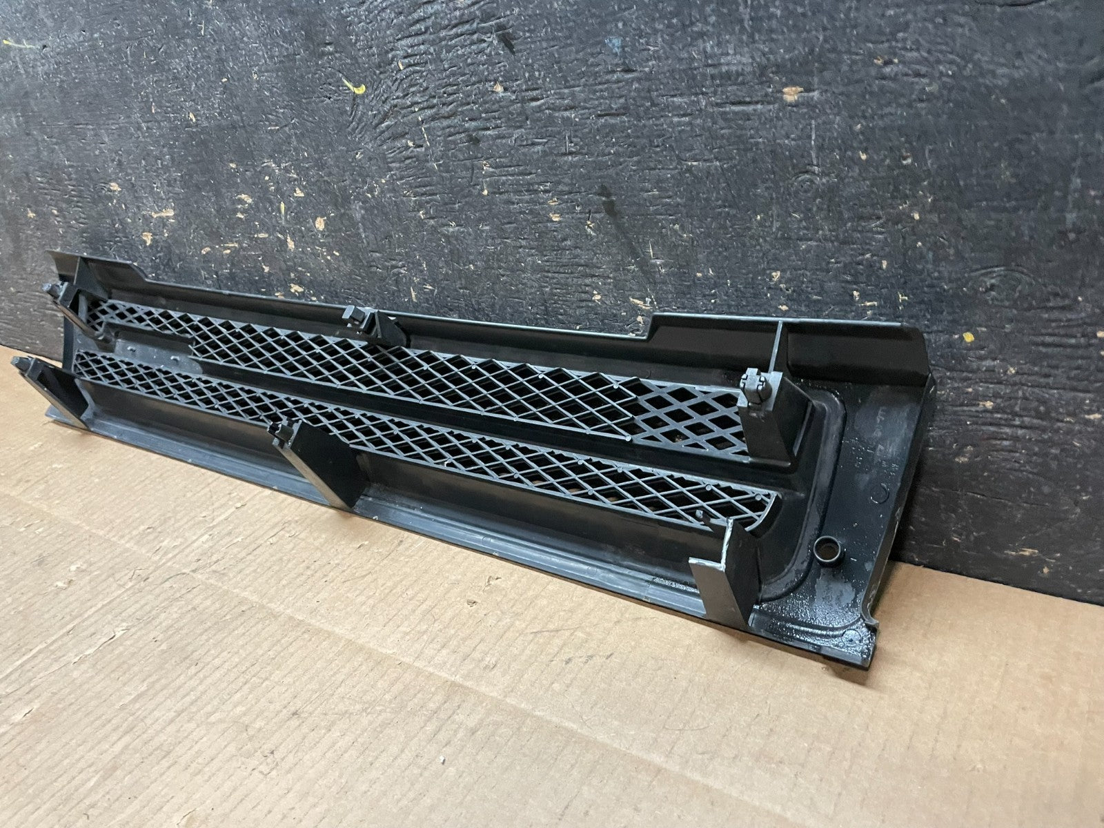 1992 to 1994 Mazda 323 Front Radiator Grill Grille Y1771 PS6