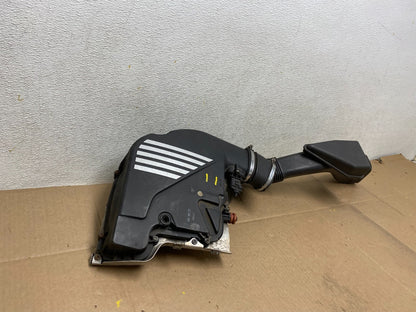 2011-2016 BMW F10 550 Left Driver Side Engine Air Cleaner Filter Bow G67541