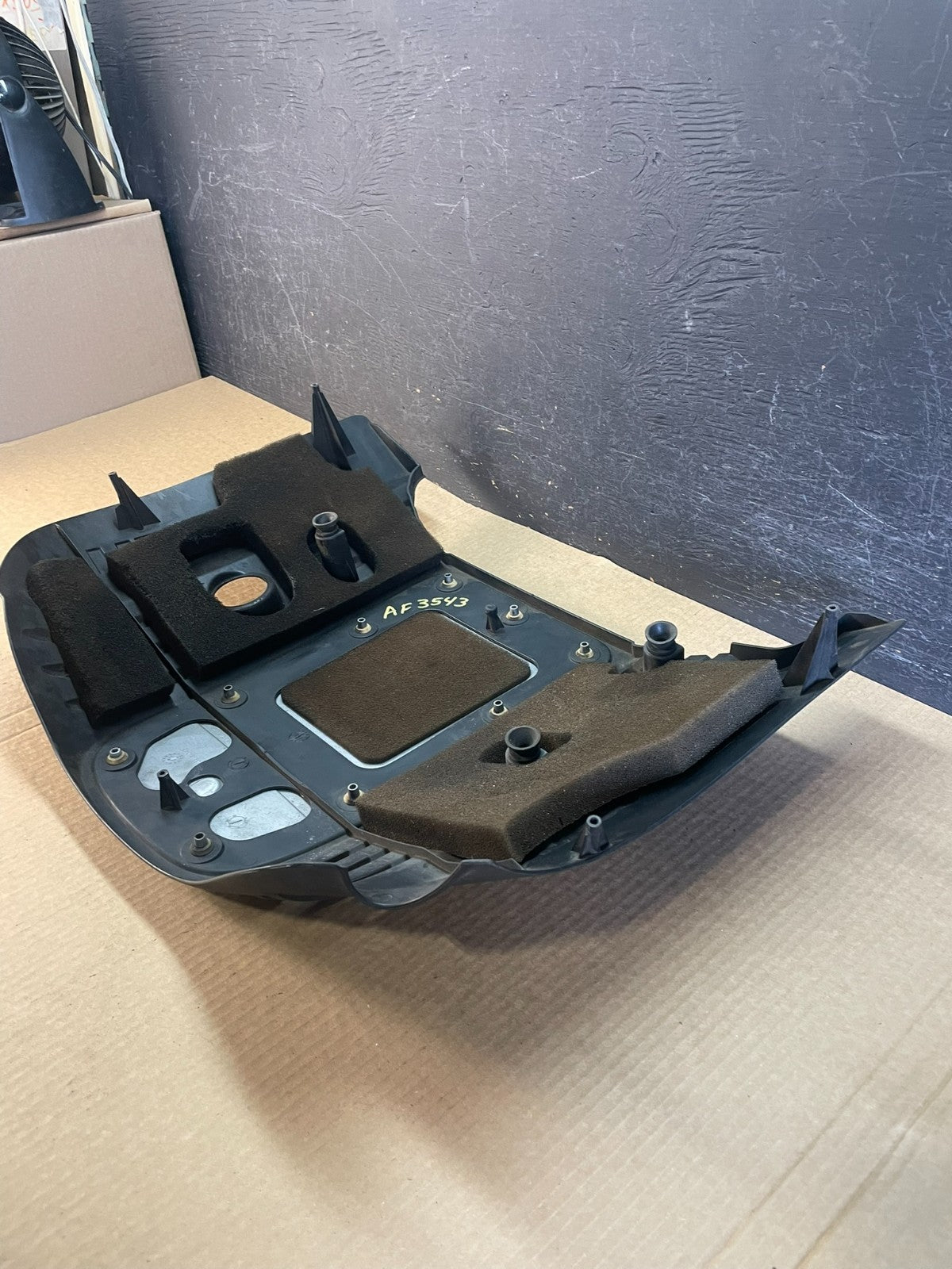2005 to 2010 Jeep Grand Cherokee 5.7L Hemi Engine Cover Plastic Shield AF3543 DG4