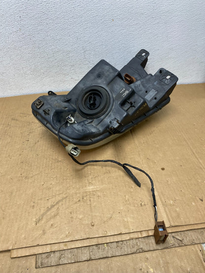 2004 to 2008 Ford F-150 F150 Right Passenger Rh Halogen Headlight AC8633 DW7