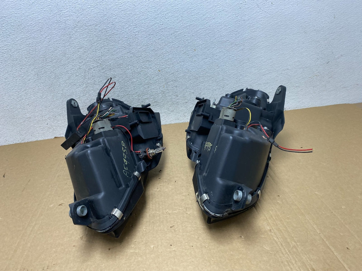 2008-2011 Benz W204 C300 C350 Left+Right Set Headlights LED Signal AF99588