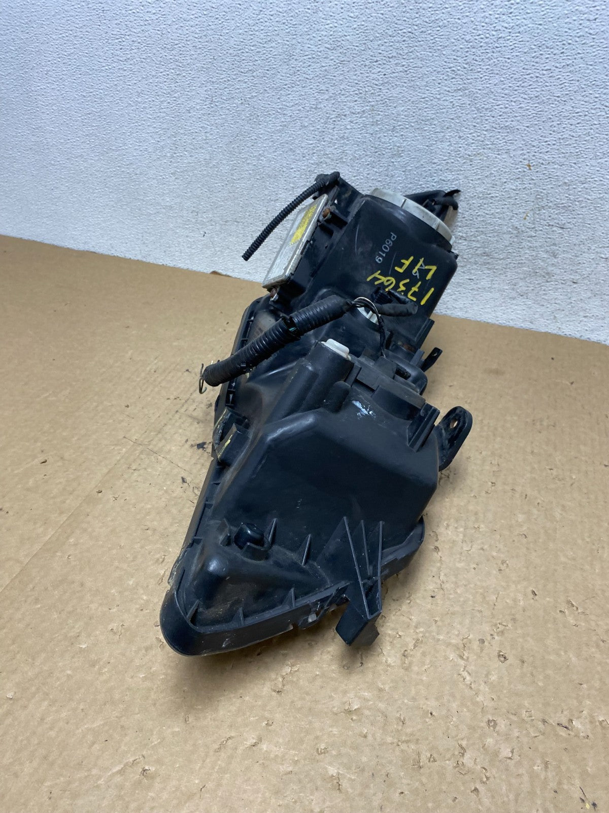 2004 to 2008 Acura TSX Left Driver Side Xenon HID Headlight AF9872 DW7