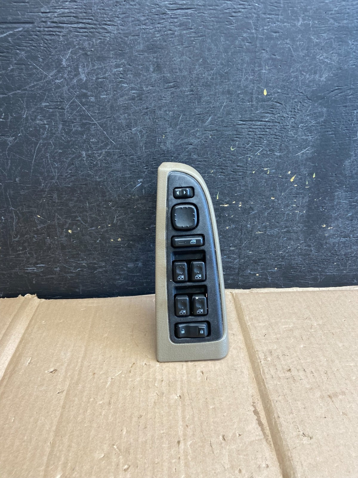 2003-2006 Cadillac Escalade Master Left Driver Power Window Switch AH5582 DW0