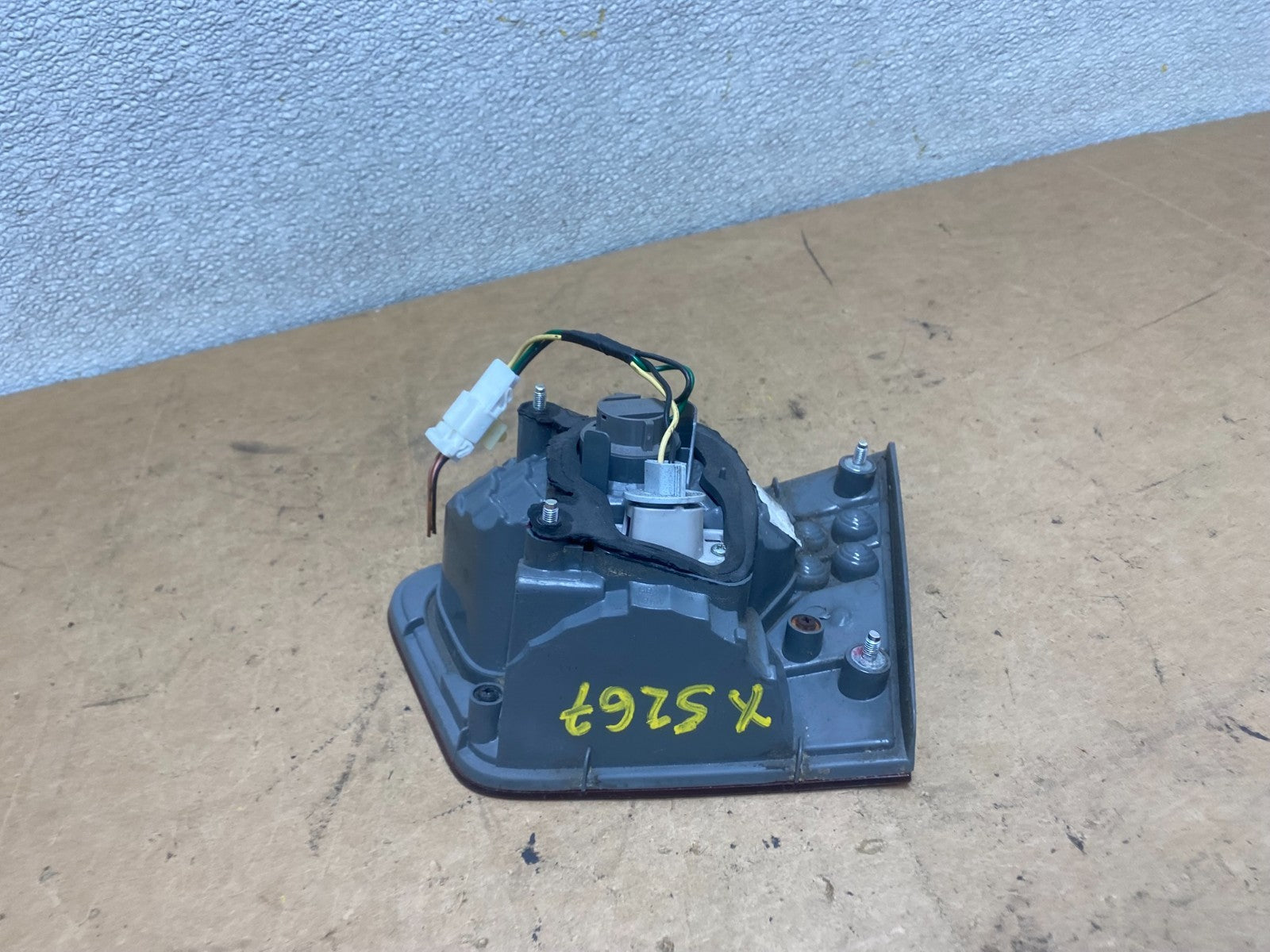 2010 to 2013 Kia Forte Left Driver LH Side Tail Light Inner Oem X5267 DW4
