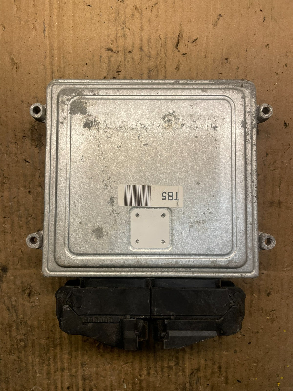 2014 to 2015 Hyundai Tucson Engine Computer Ecu Pcm Ecm Pcu Oem s4898 DG2