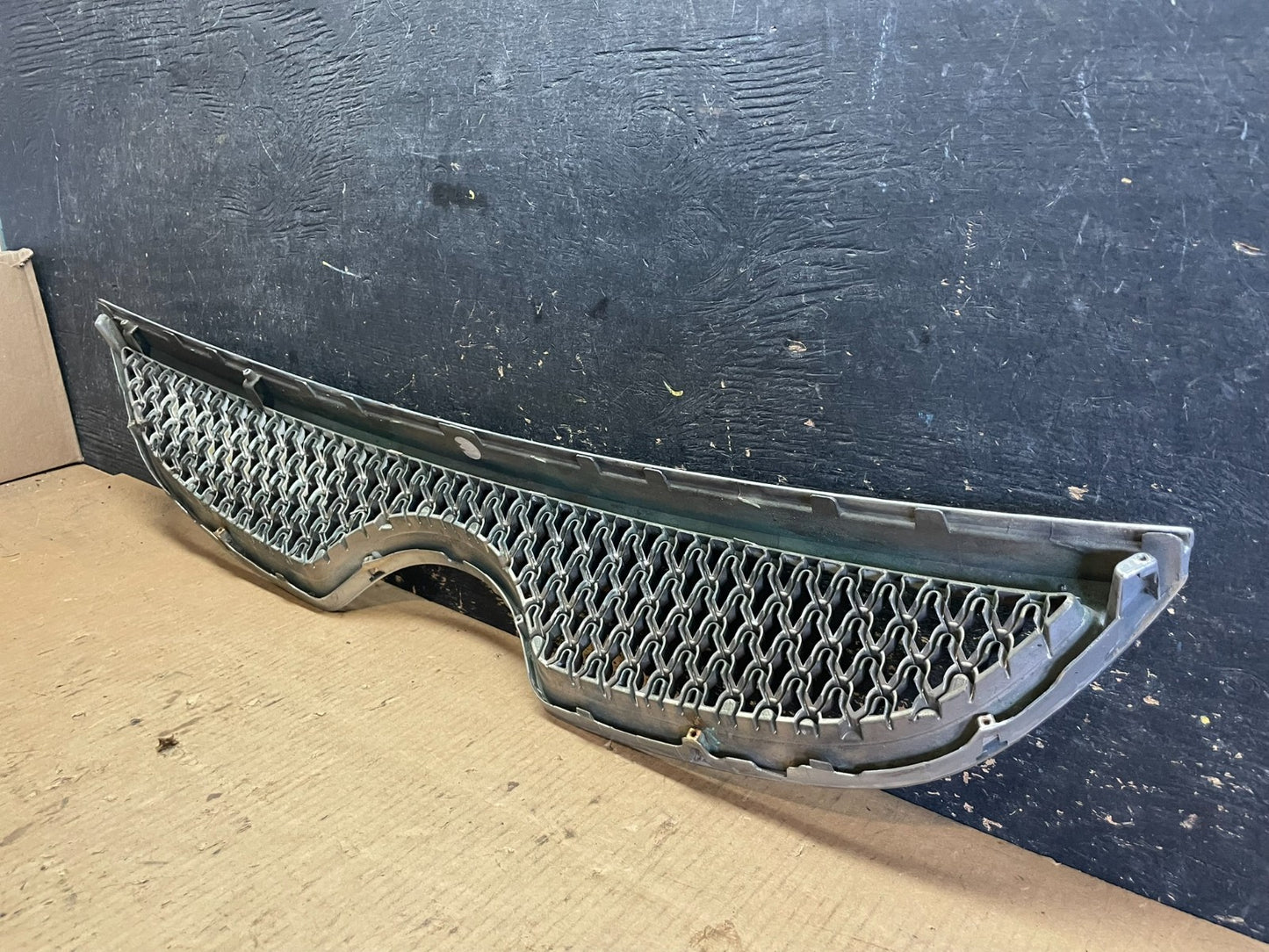 2007 to 2011 Hyundai Veracruz Chrome Grille Grill OEM AA5940 DG6