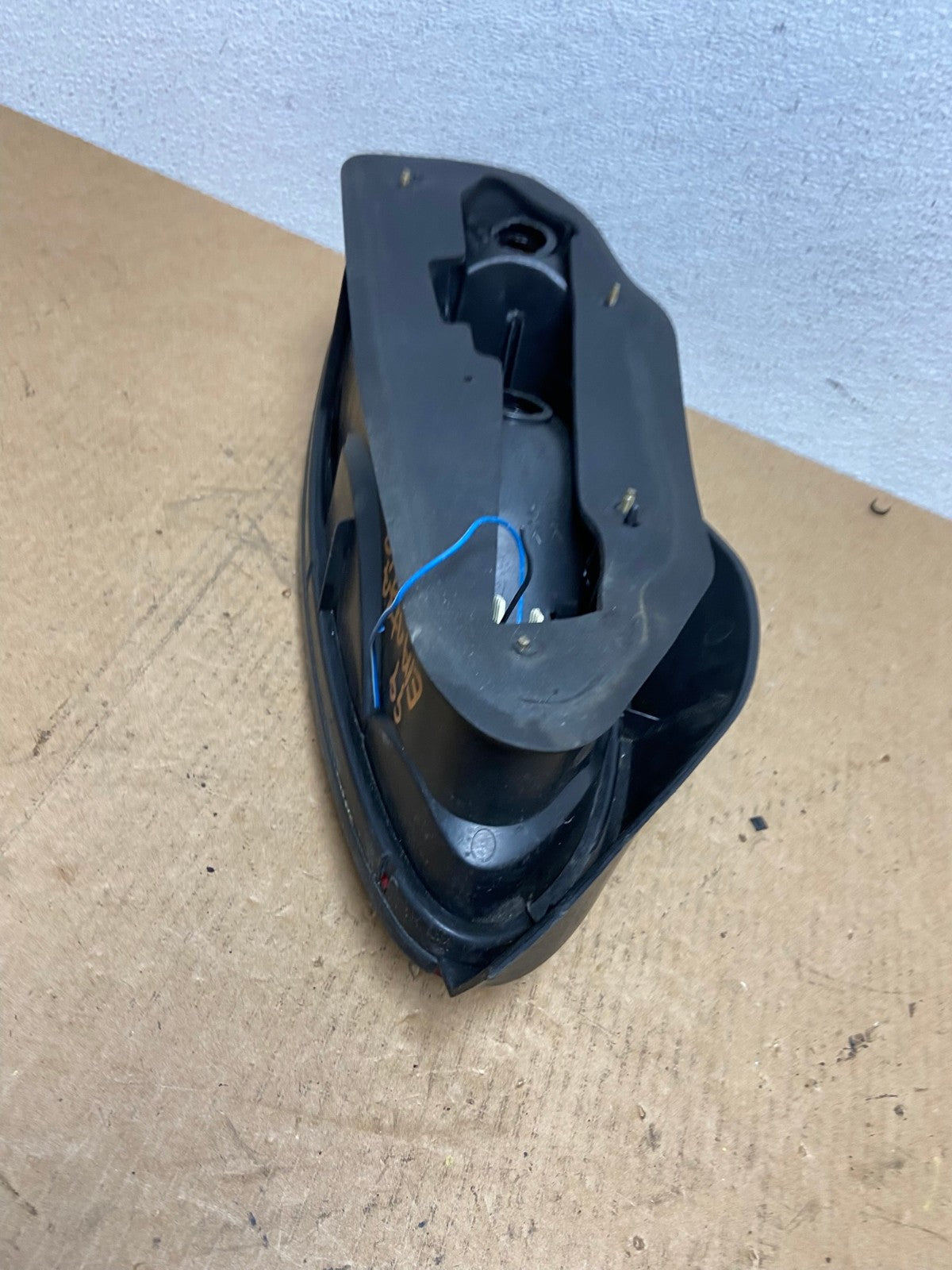 1999 2000 Hyundai Elantra Sedan Right Passenger RH Tail Light OEM AC2900 LK6