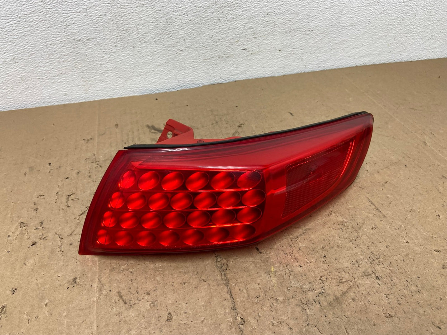 2003 to 2008 Infiniti FX35 FX45 Right Passenger RH Side Tail Light AC7196 LK0