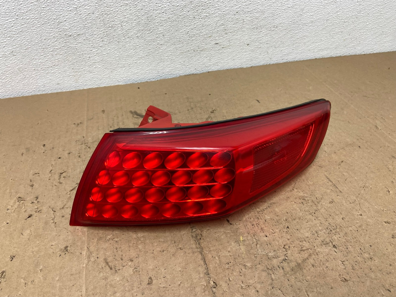 2003 to 2008 Infiniti FX35 FX45 Right Passenger RH Side Tail Light AC7196 LK0