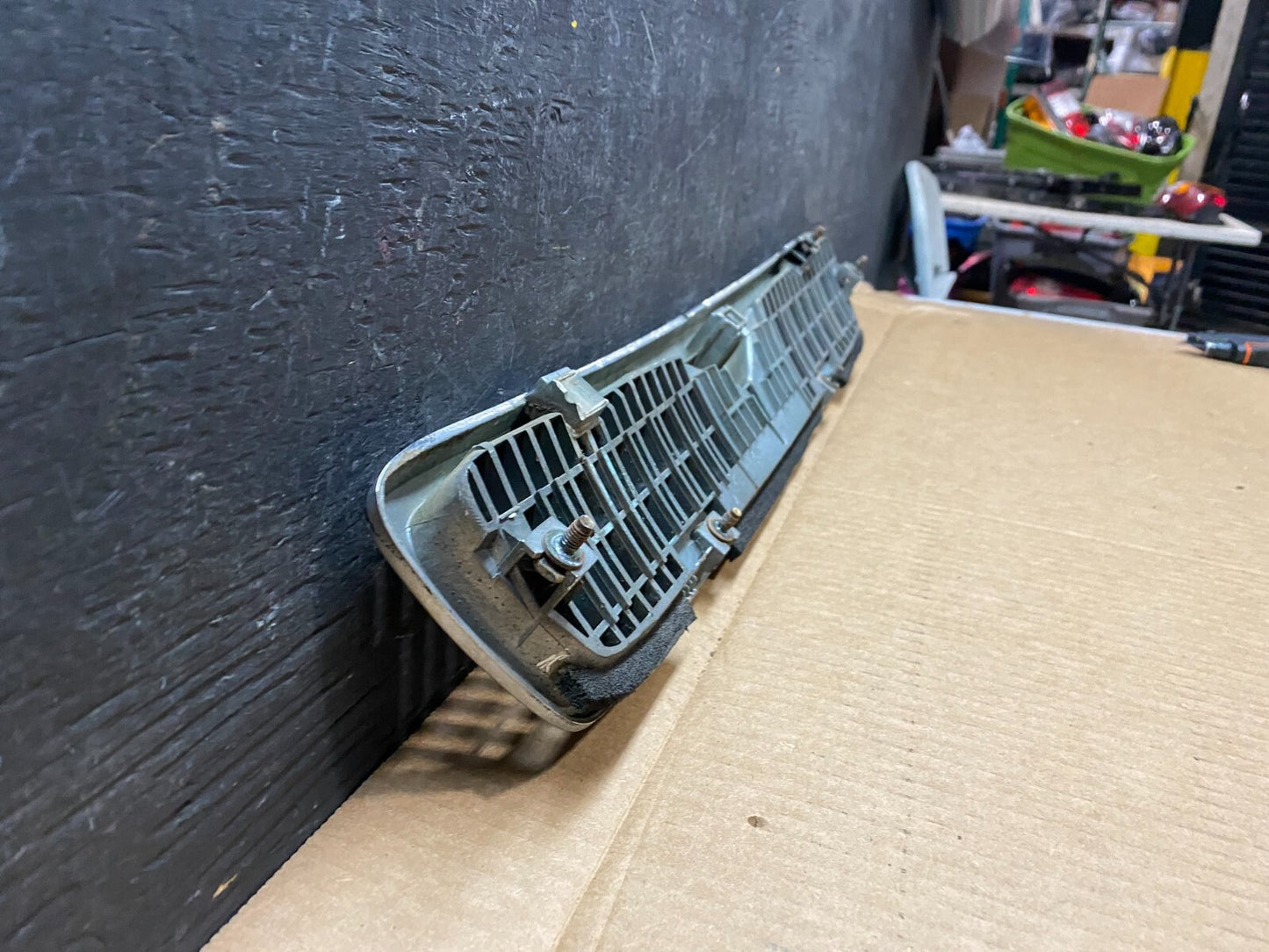 1999 Infiniti G20 Front Upper Grill Grille G5594 PS5